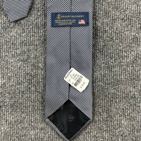 Brooks Brothers Tie NWT 3.5X58 Gray Geometric Allover All Silk Made In USA - Picture 4 of 9